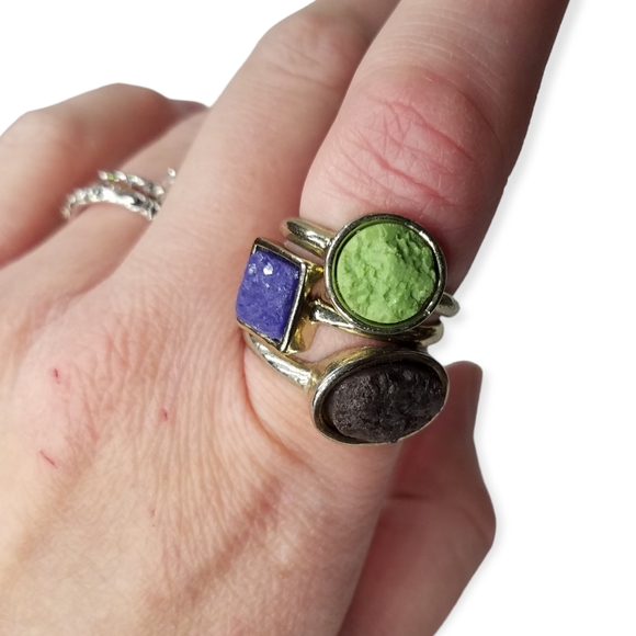 Gold-tone Druzy Stone Ring Set, Size 8.5 - Picture 2 of 2